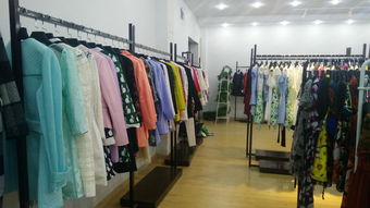 瑞琦瑪雅2015夏季現(xiàn)貨新款 品牌折扣女裝批發(fā)走份指南